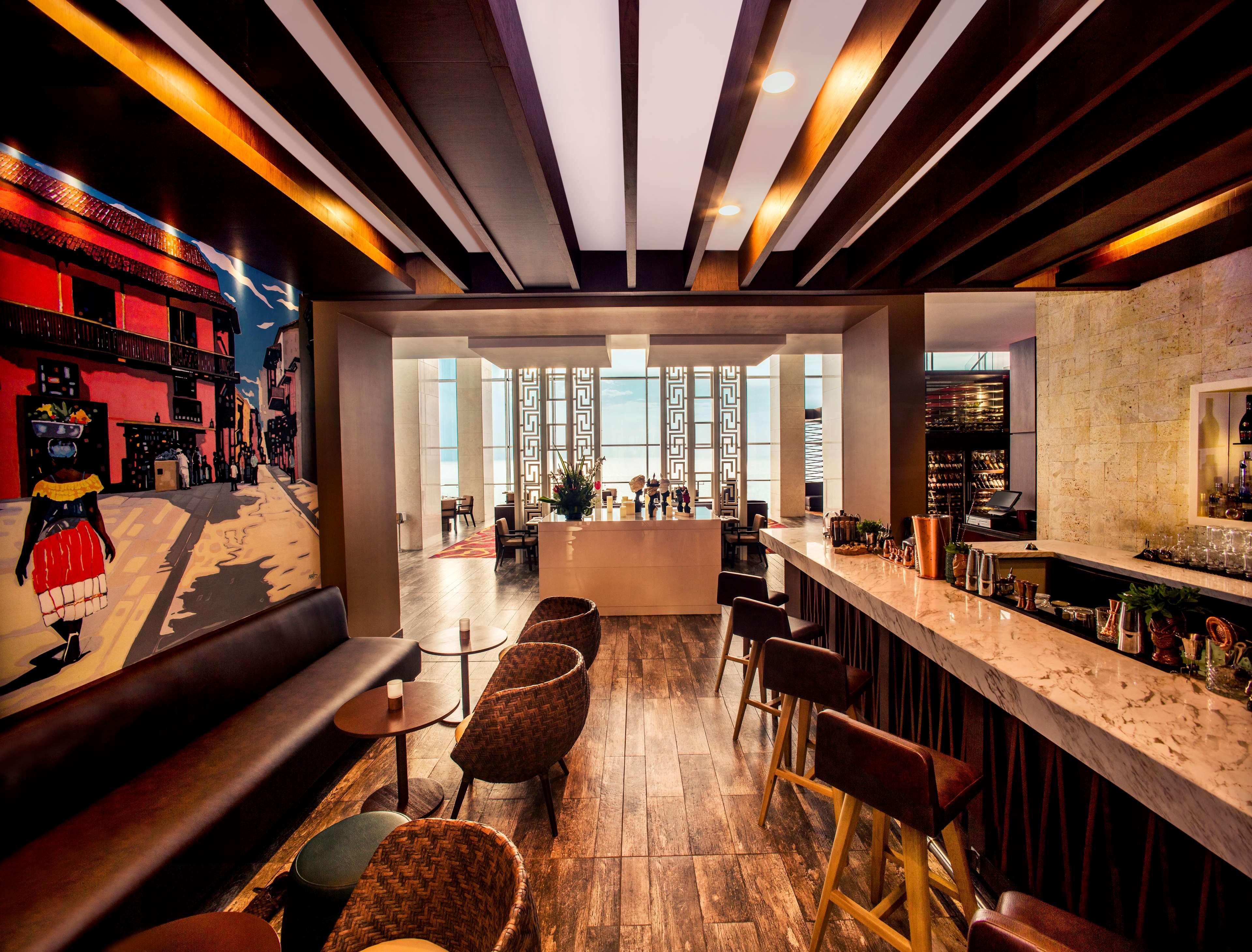 Hotel Hyatt Regency Cartagena Esterno foto The bar at the 101 bar