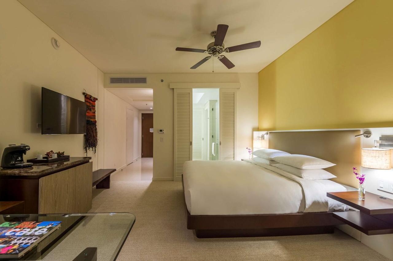 Hotel Hyatt Regency Cartagena Esterno foto A guest room at the hotel